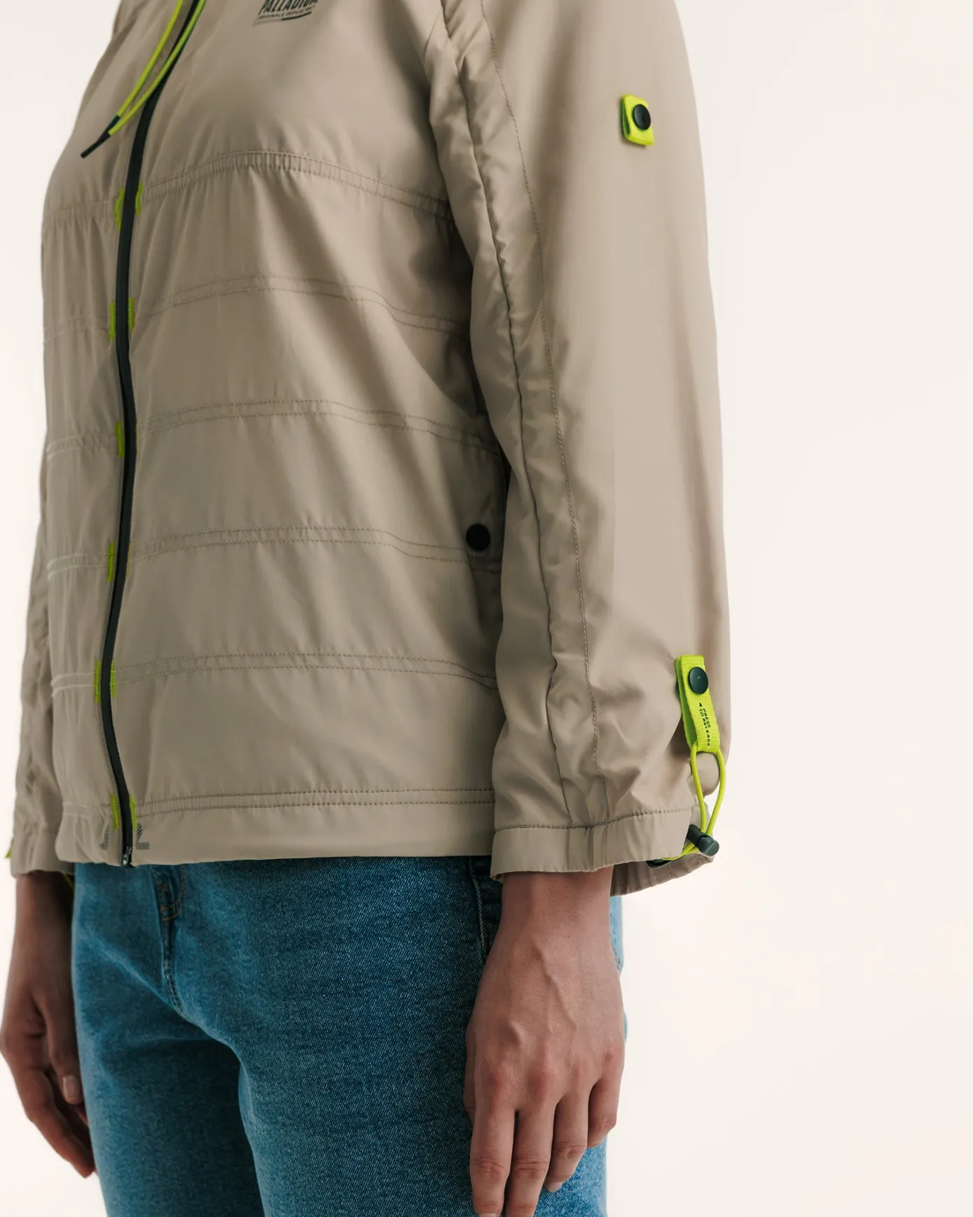Coupe-vent léger Beige Samena JOTT x PALLADIUM