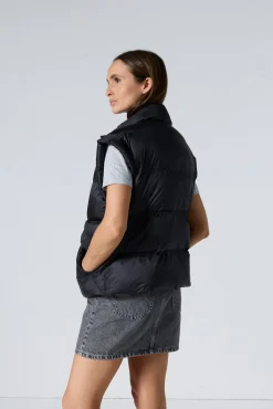 Doudoune courte oversize sans manches Noir Lyna