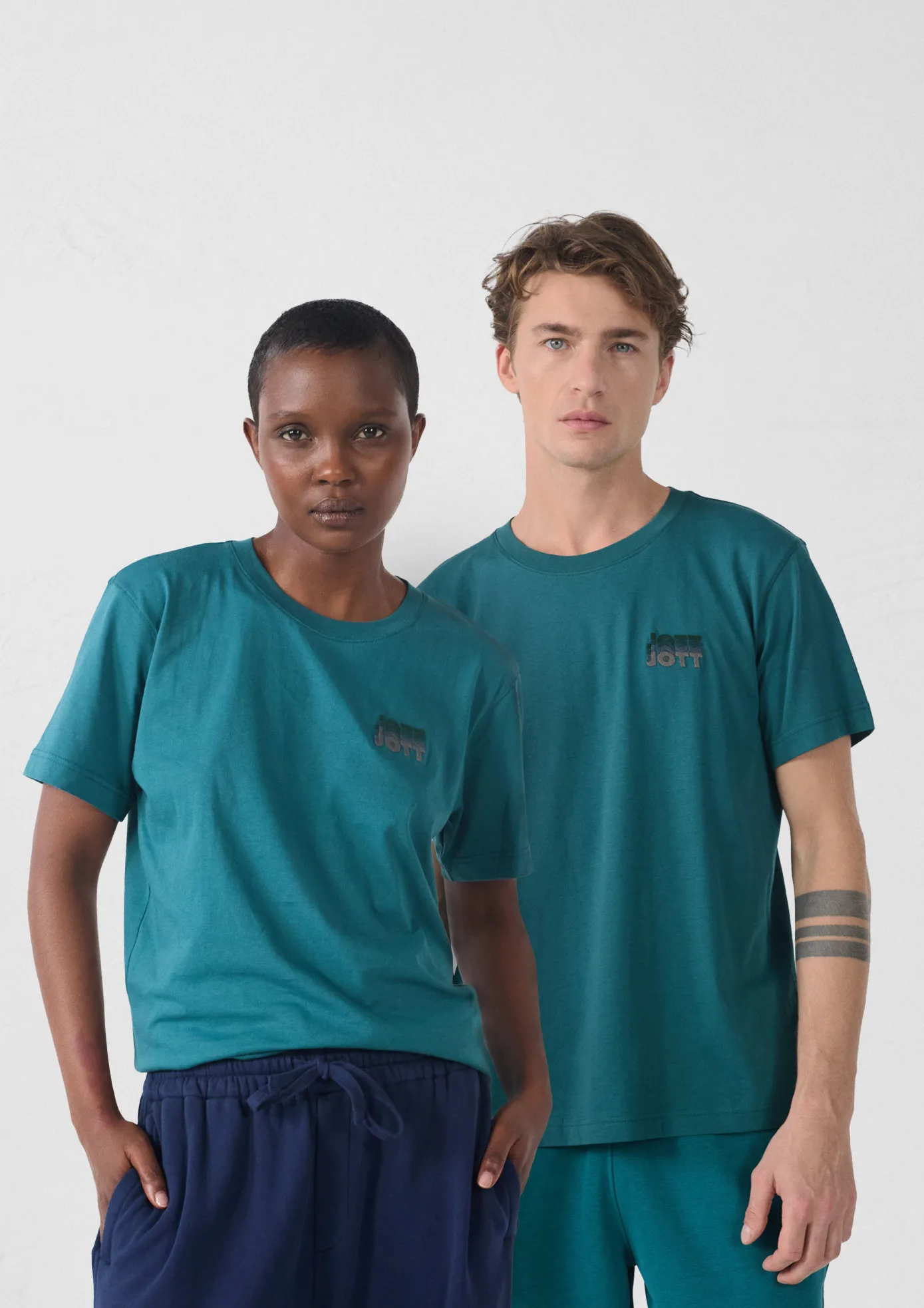 T-Shirt graphique Deep lake Lone gradient
