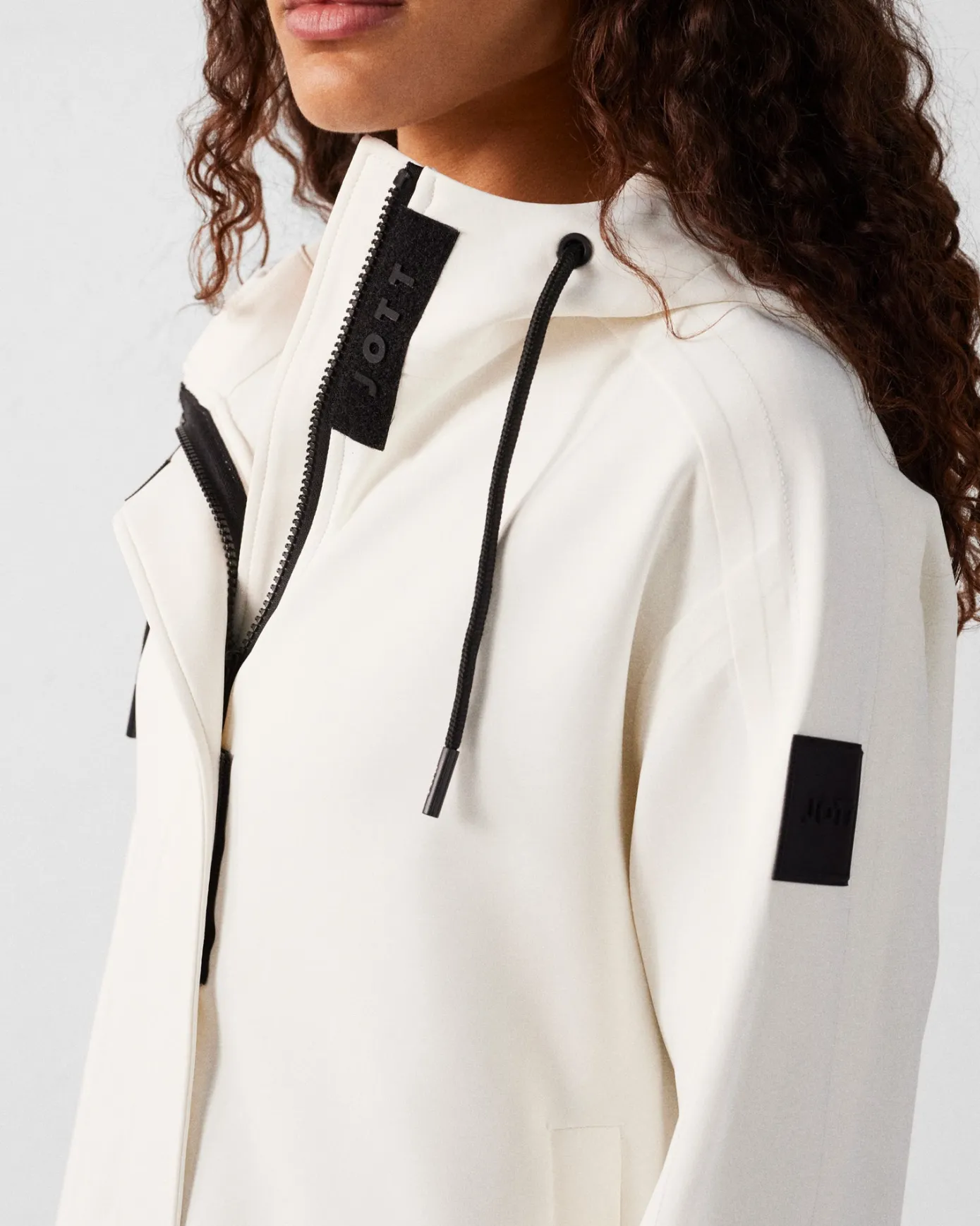 Veste courte bimatière 'oversize' Blanc Ellen