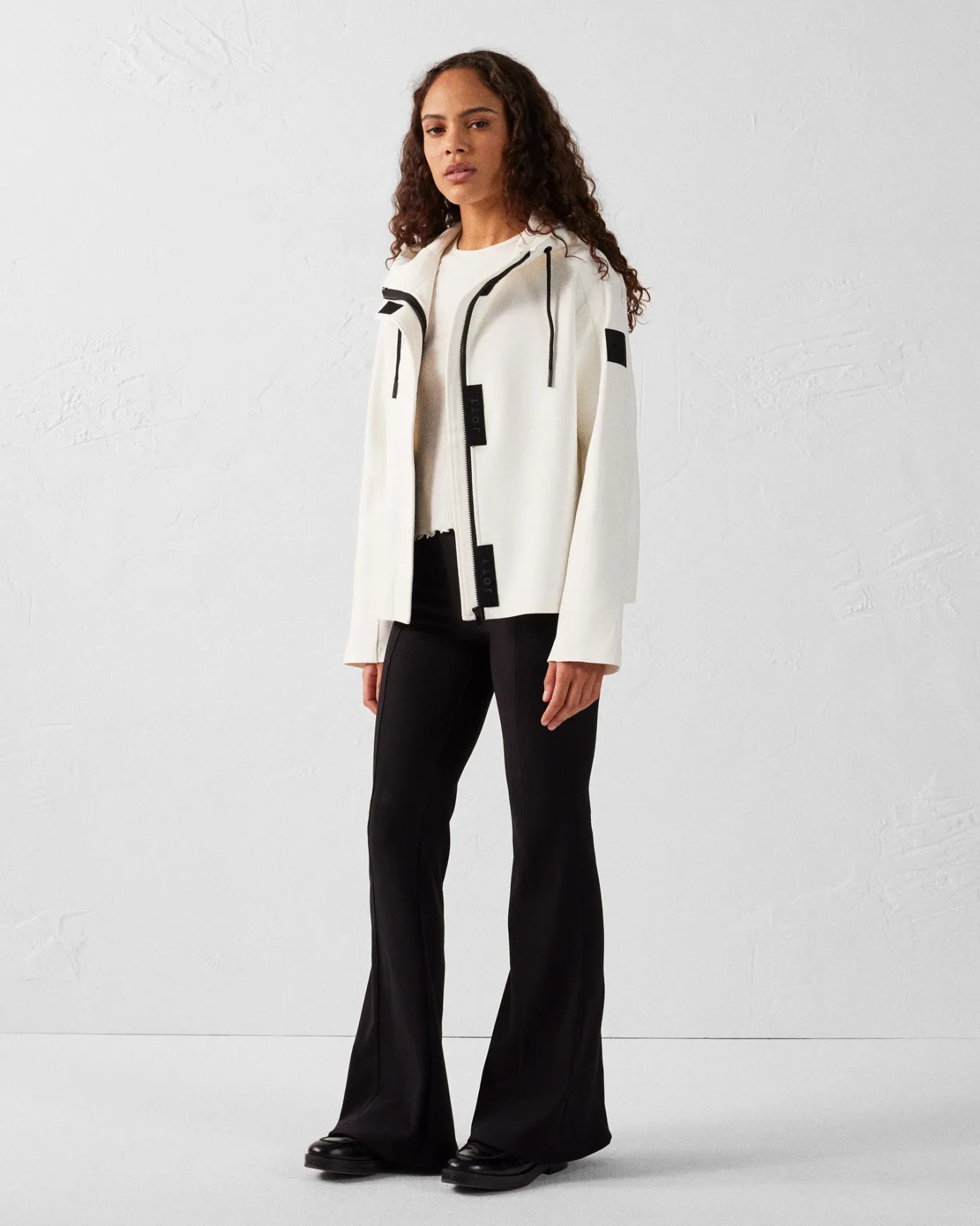 Veste courte bimatière 'oversize' Blanc Ellen
